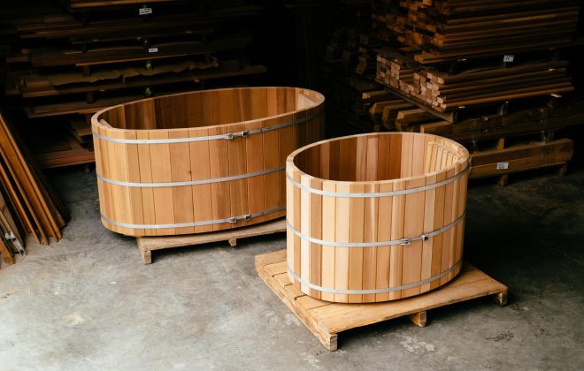 one and two person soaker tubs