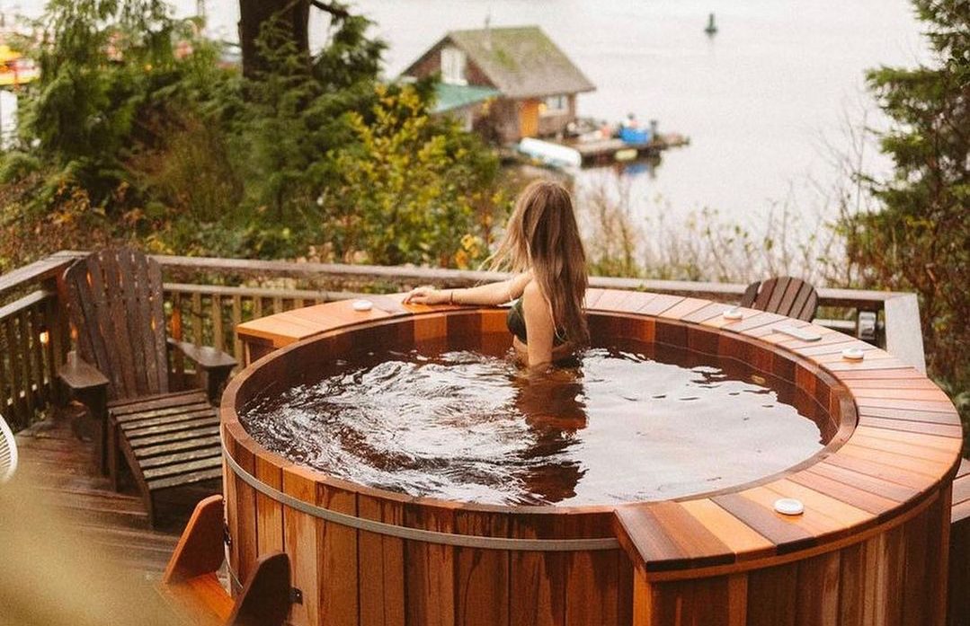 cedar hot tub in Tofino