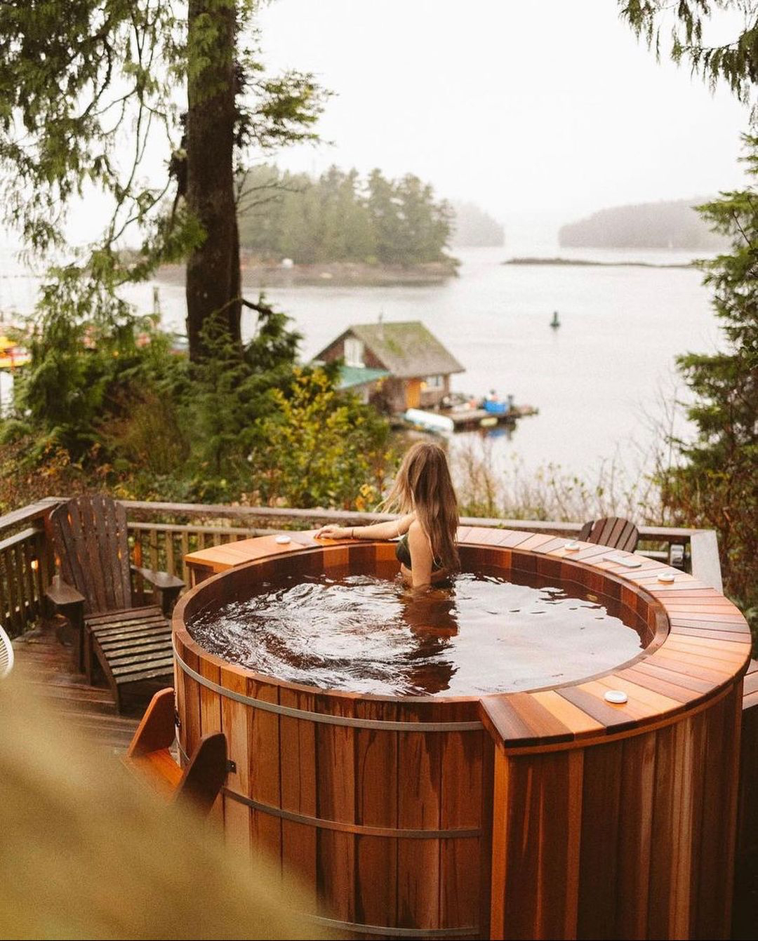 cedar hot tub buyer's guide